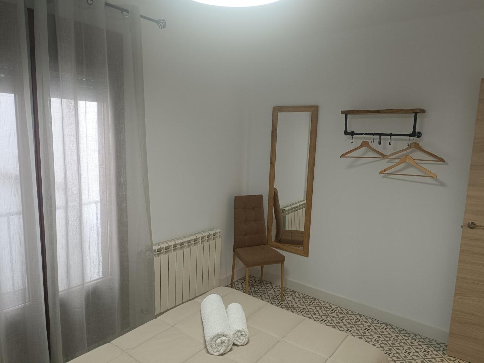 Al-Qazeres Suites Caces Exterior foto